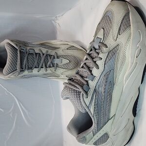 Adidas Yeezy Boost 700 V2 Static Wave Runner Sz 10